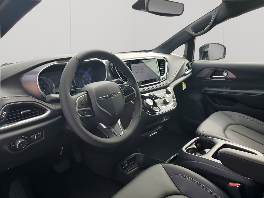 New 2026 Chrysler Pacifica Select FWD image 28