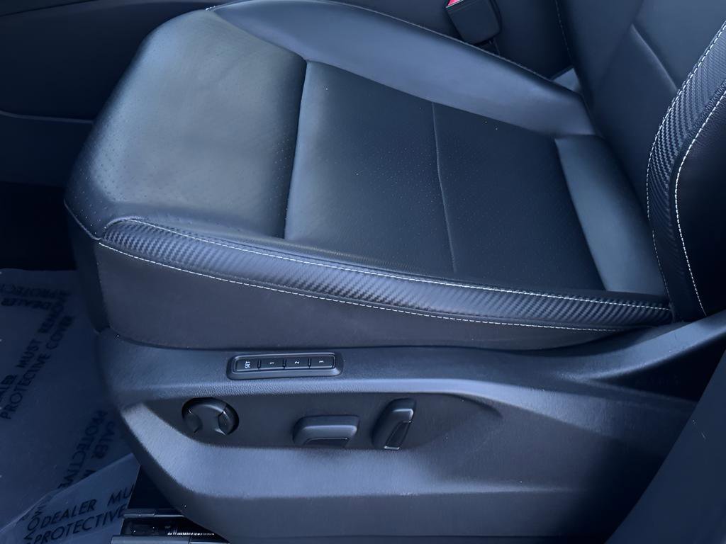 Used 2021 Volkswagen Atlas Cross Sport SEL image 28