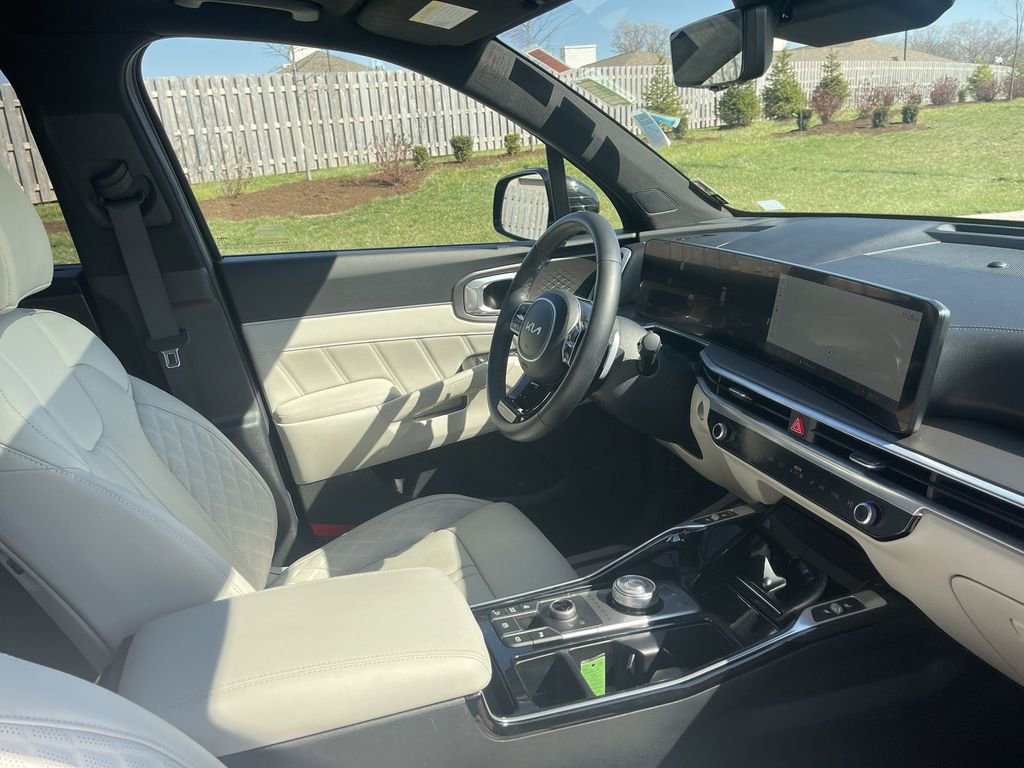 Used 2025 Kia Sorento SX Prestige image 42