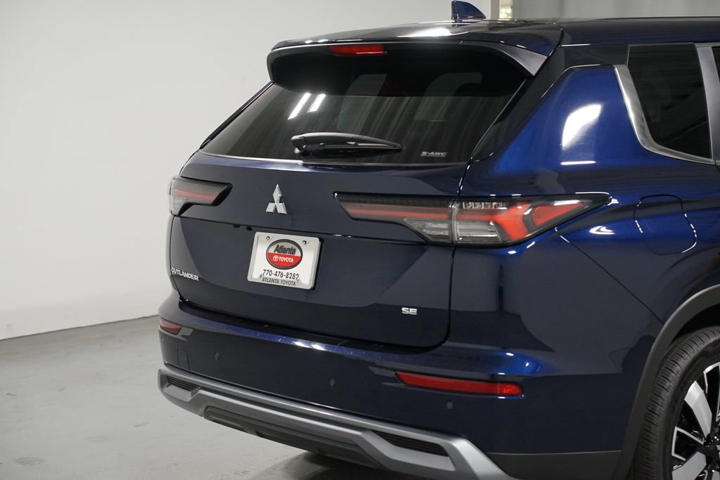 Used 2025 Mitsubishi Outlander SE AWD/4WD image 9