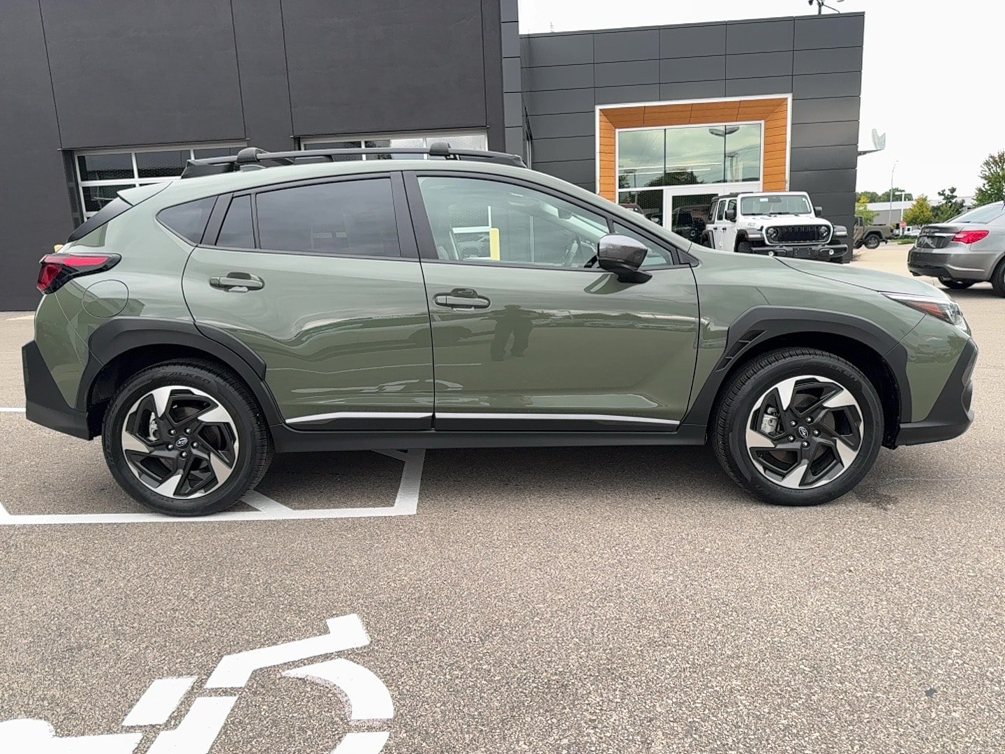 Certified 2025 Subaru Crosstrek 2.5i Limited AWD/4WD image 8