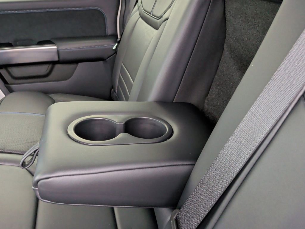 New 2026 Ford F250 Platinum image 40