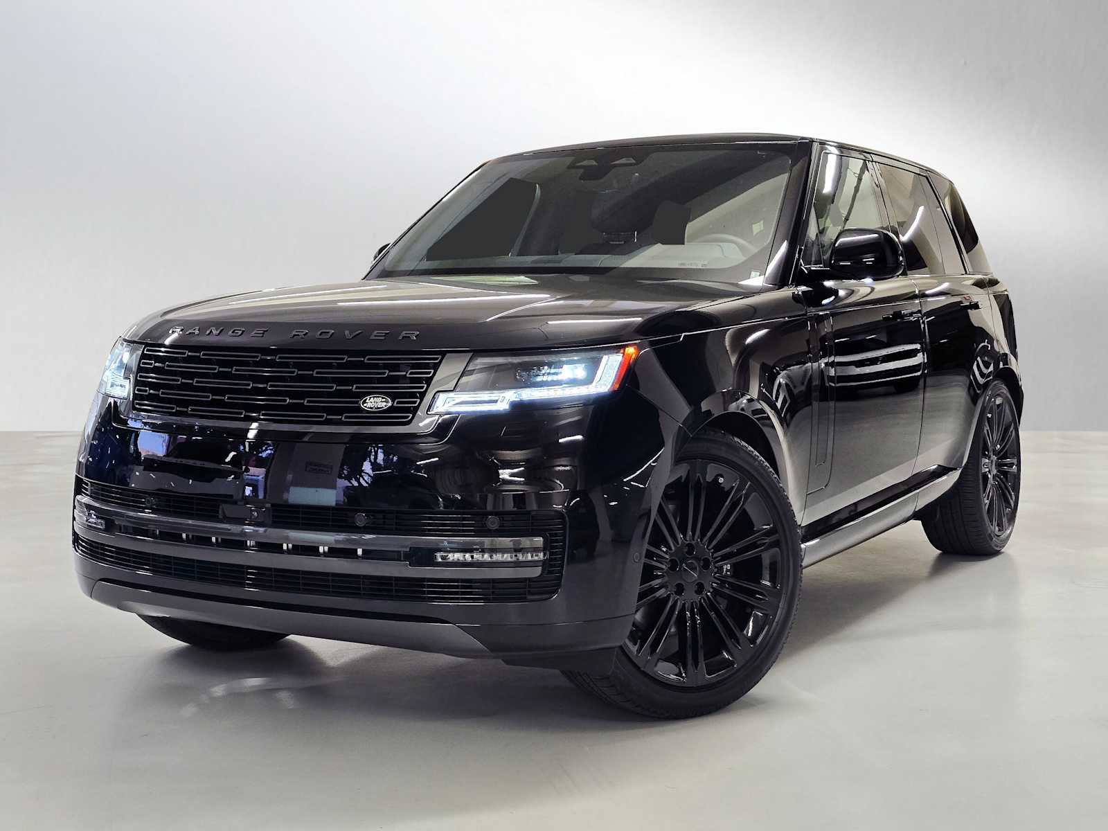 New 2026 Land Rover Range Rover SE image 1