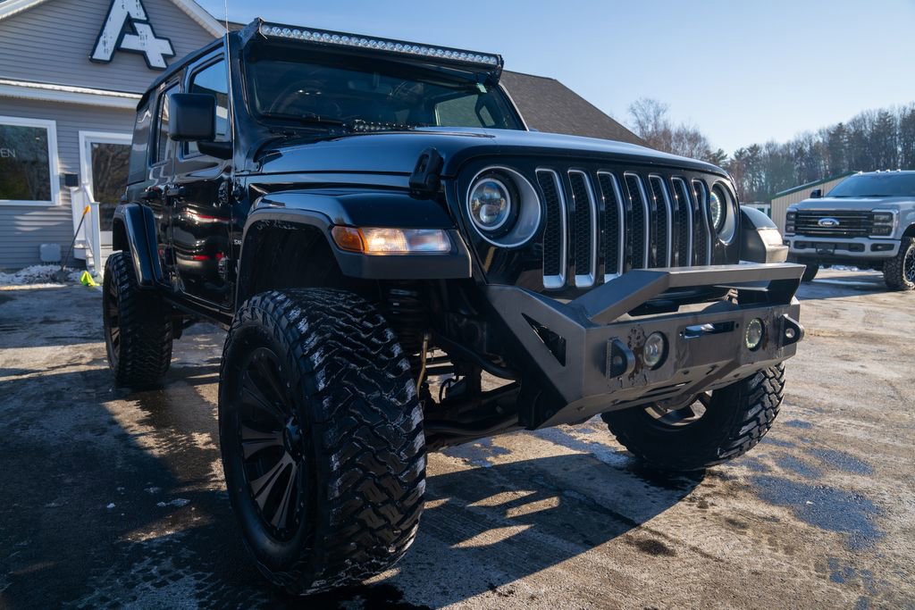 Used 2018 Jeep Wrangler Unlimited Sahara image 8