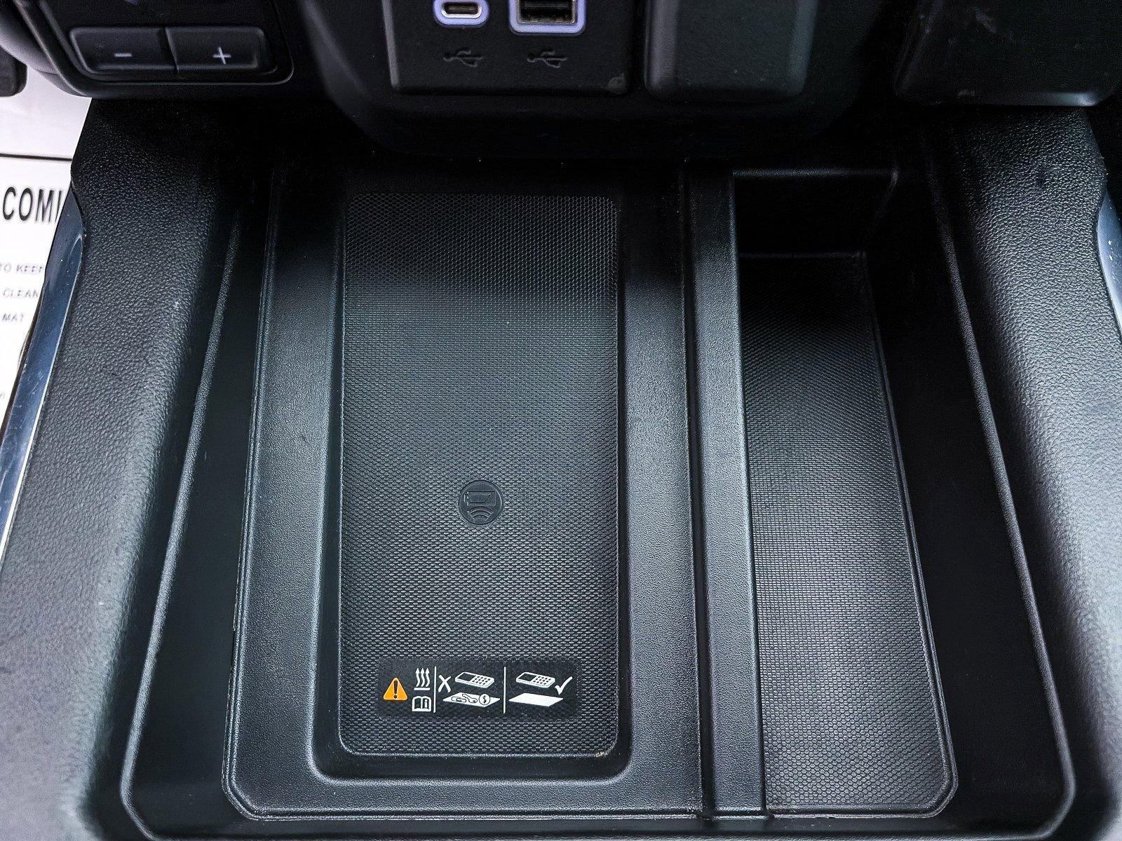 Used 2022 GMC Sierra 3500 Denali w/ Denali Ultimate Package image 43