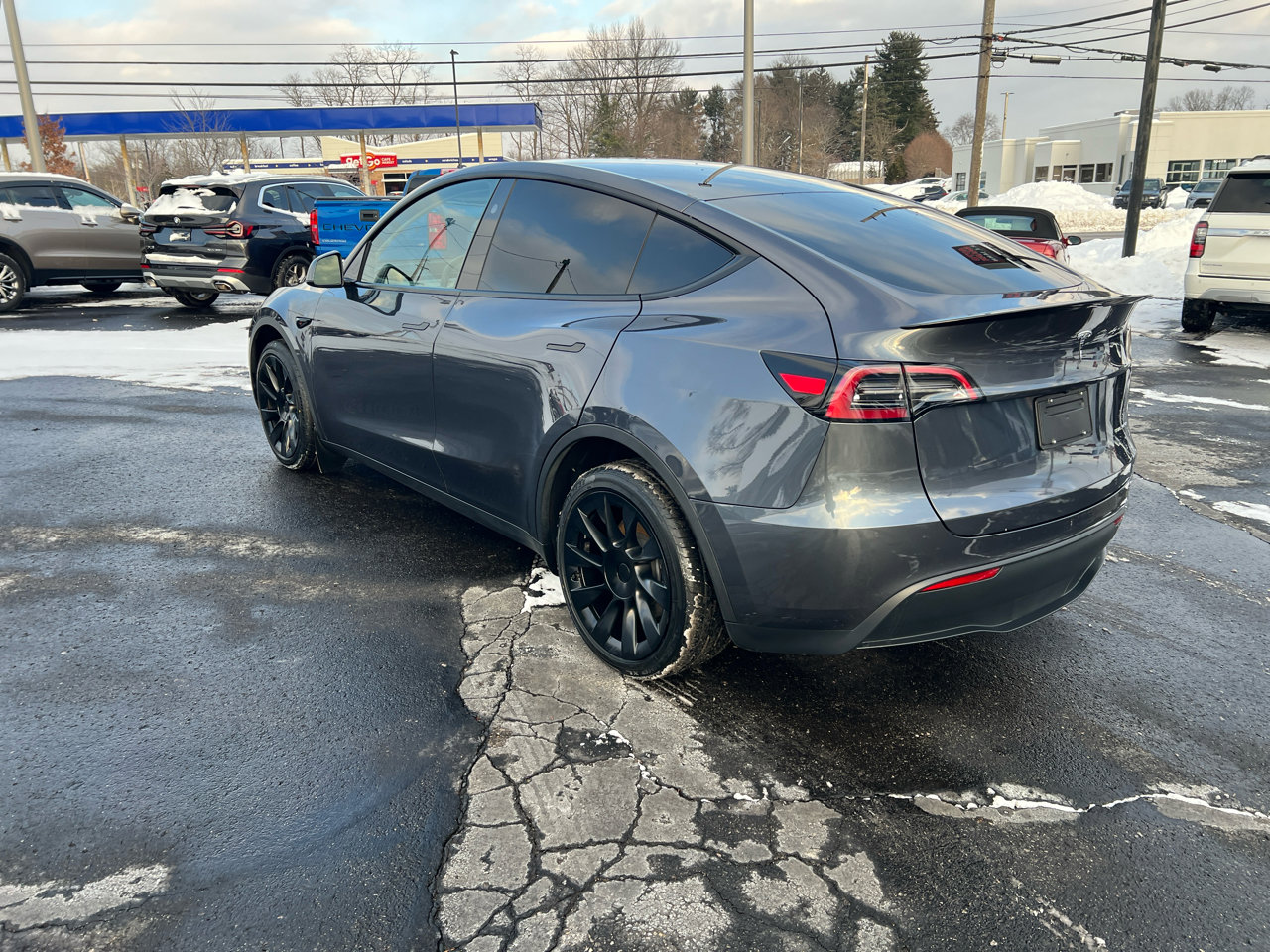 Used 2024 Tesla Model Y Long Range image 7