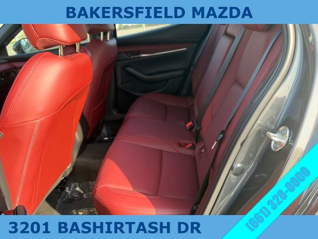 New 2026 MAZDA MAZDA3 Hatchback w/Premium Plus Pkg image 24