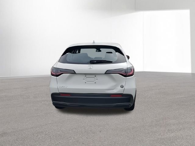 Used 2023 Honda HR-V LX image 8