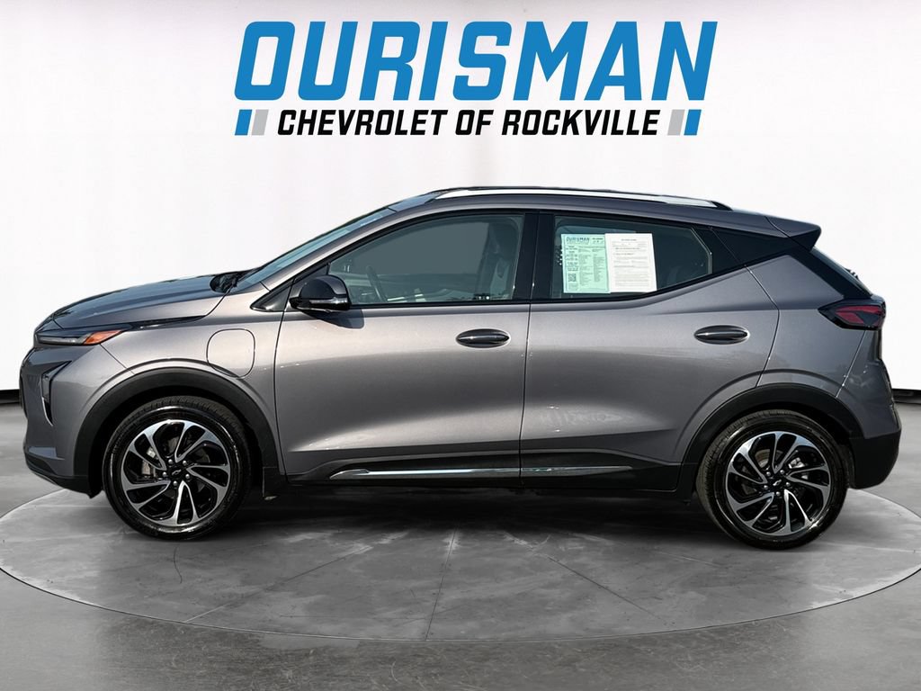 Used 2023 Chevrolet Bolt EUV Premier FWD image 3