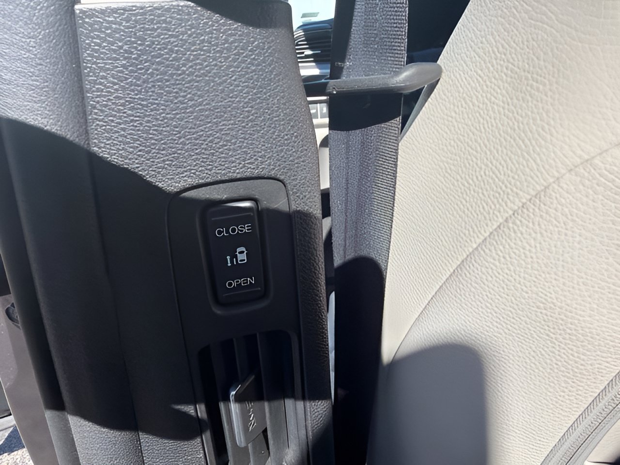 Used 2025 Honda Odyssey EX-L image 20