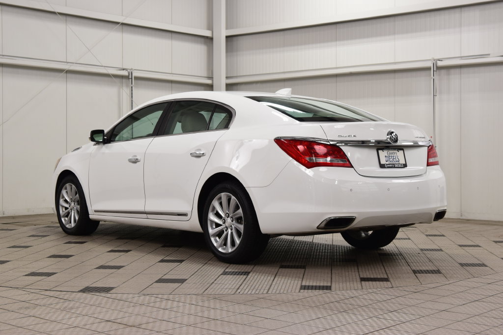 Used 2016 Buick LaCrosse Leather w/ Experience Buick Package FWD image 5