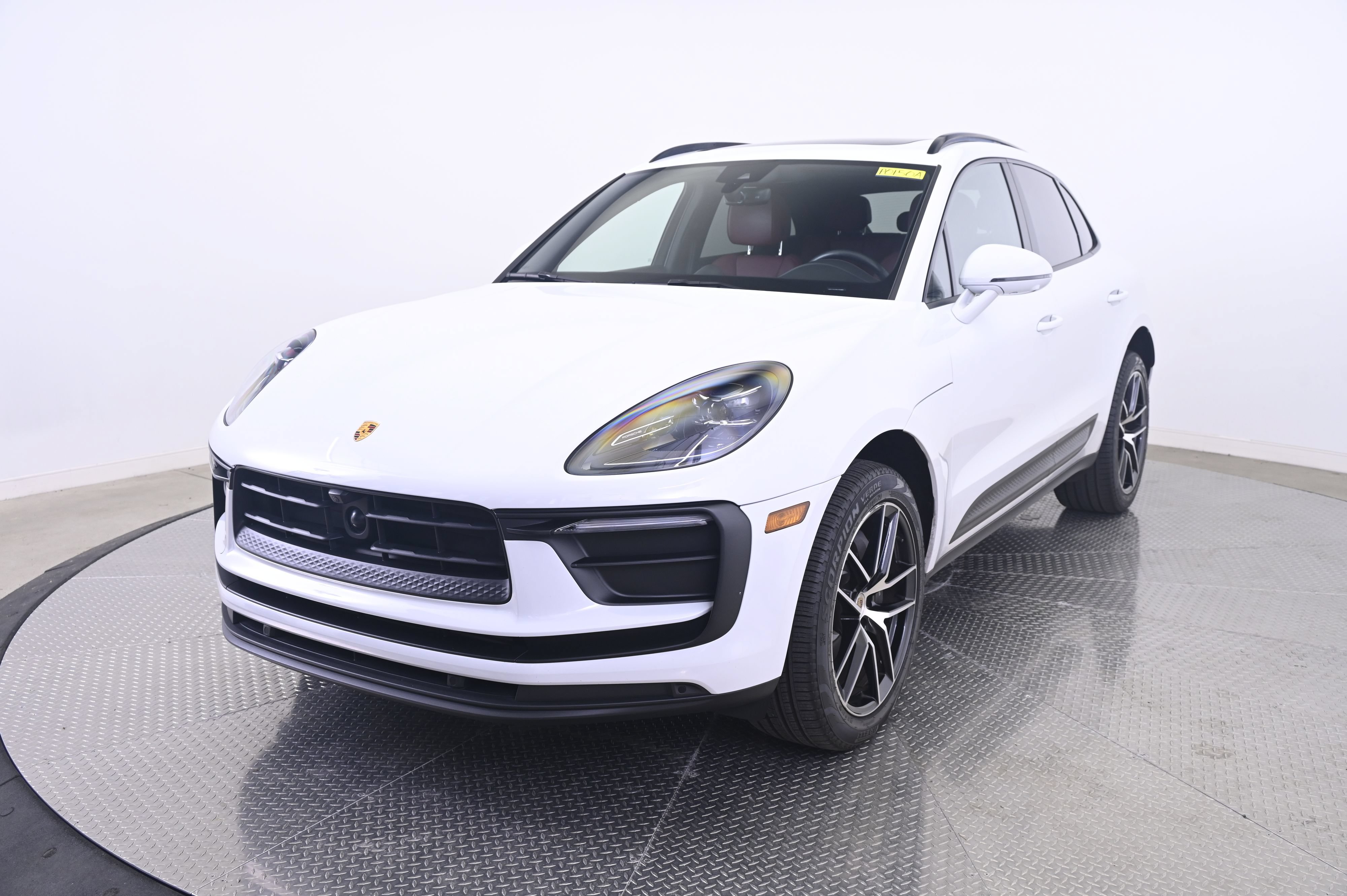 Certified 2022 Porsche Macan