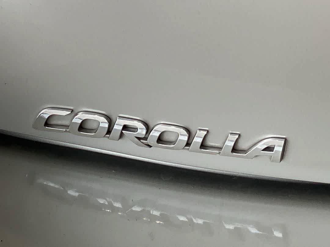 Used 2019 Toyota Corolla XSE FWD image 11