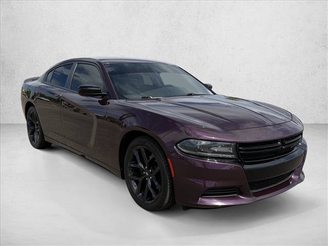 Used 2020 Dodge Charger SXT w/ Blacktop Package RWD image 3