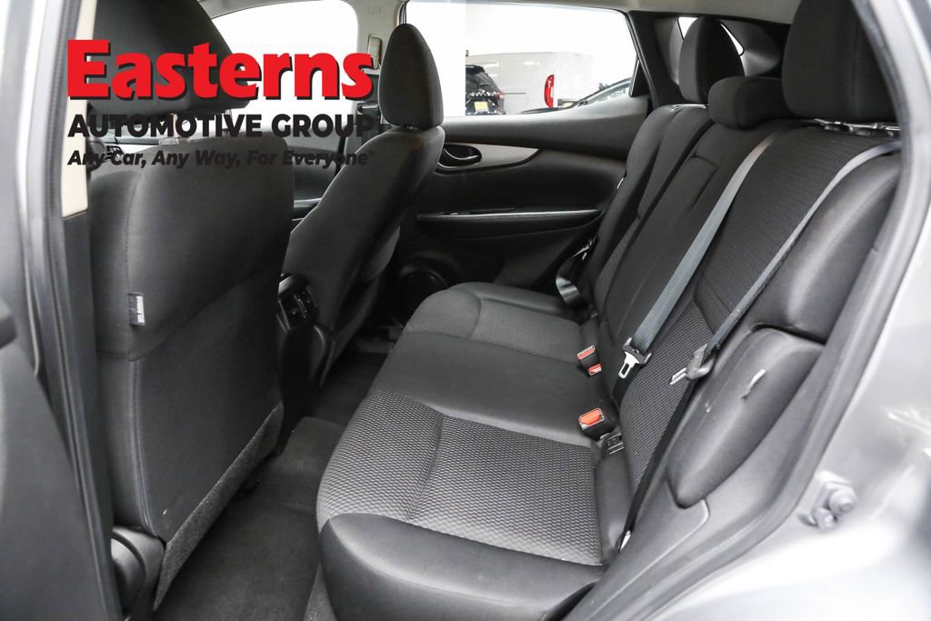 Used 2021 Nissan Rogue Sport S image 20