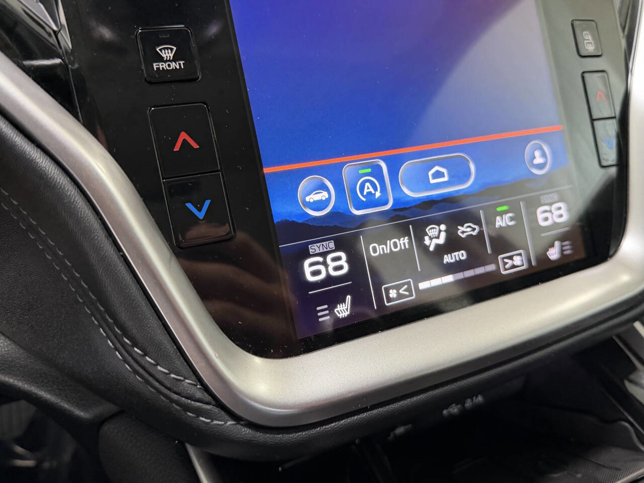 Used 2020 Subaru Legacy Premium AWD/4WD image 28