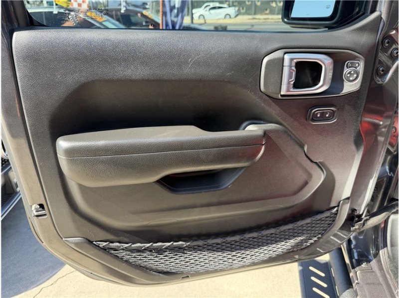 Used 2023 Jeep Gladiator Sport AWD/4WD image 15