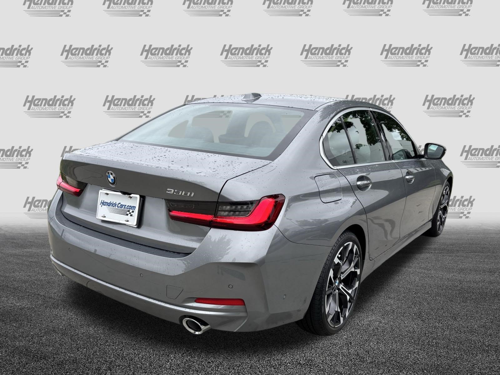 Certified 2025 BMW 330i Sedan RWD image 10