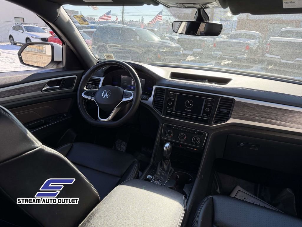 Used 2022 Volkswagen Atlas Cross Sport SE image 20
