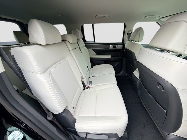 New 2026 Hyundai Santa Fe SE FWD image 27