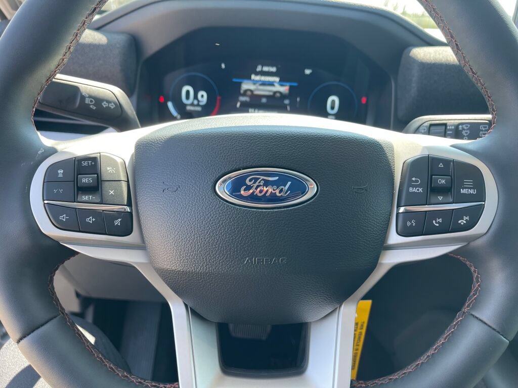 New 2026 Ford Explorer Active w/ Active Comfort Package AWD/4WD image 18