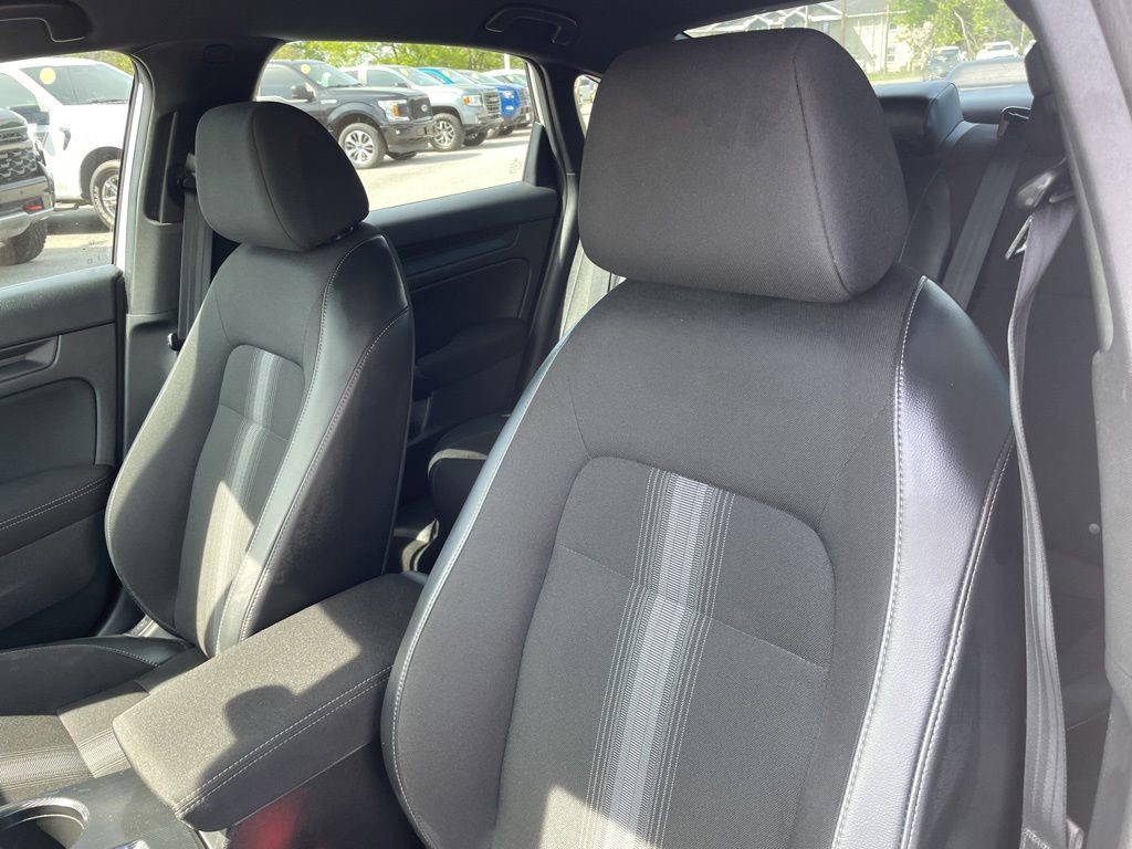 Used 2023 Honda Civic Sport image 7