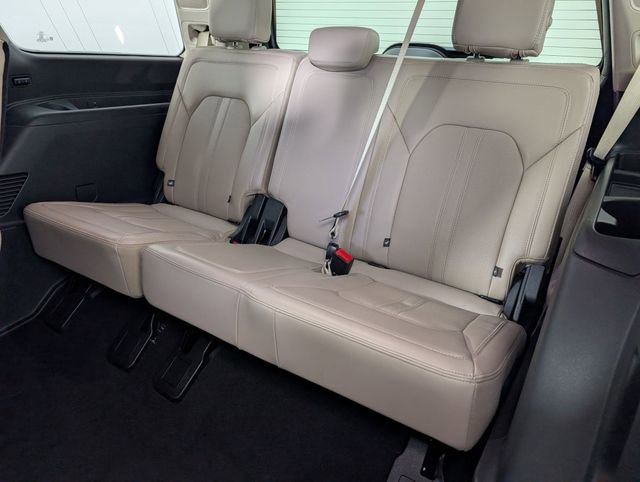 Used 2024 Ford Expedition Limited image 31