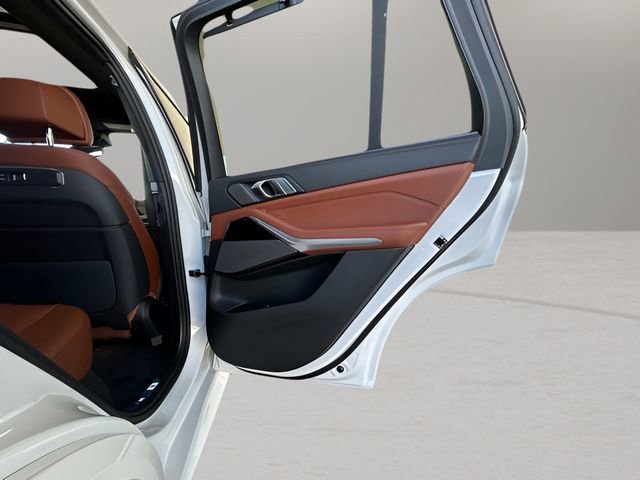New 2026 BMW X5 sDrive40i w/ M Sport Package RWD image 24