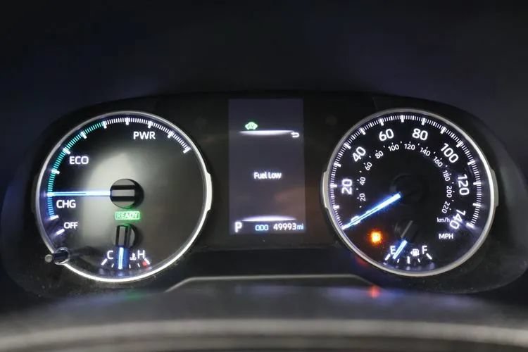 Used 2022 Toyota RAV4 LE AWD/4WD image 24