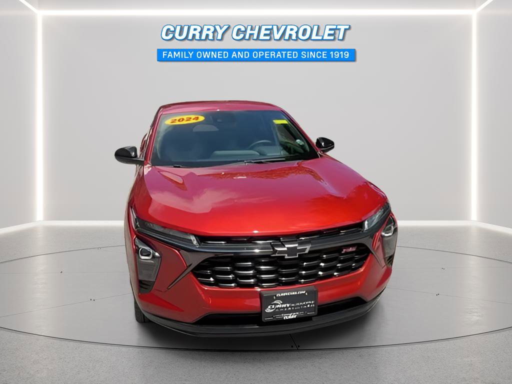 Used 2024 Chevrolet Trax RS w/ Driver Confidence Package FWD image 4