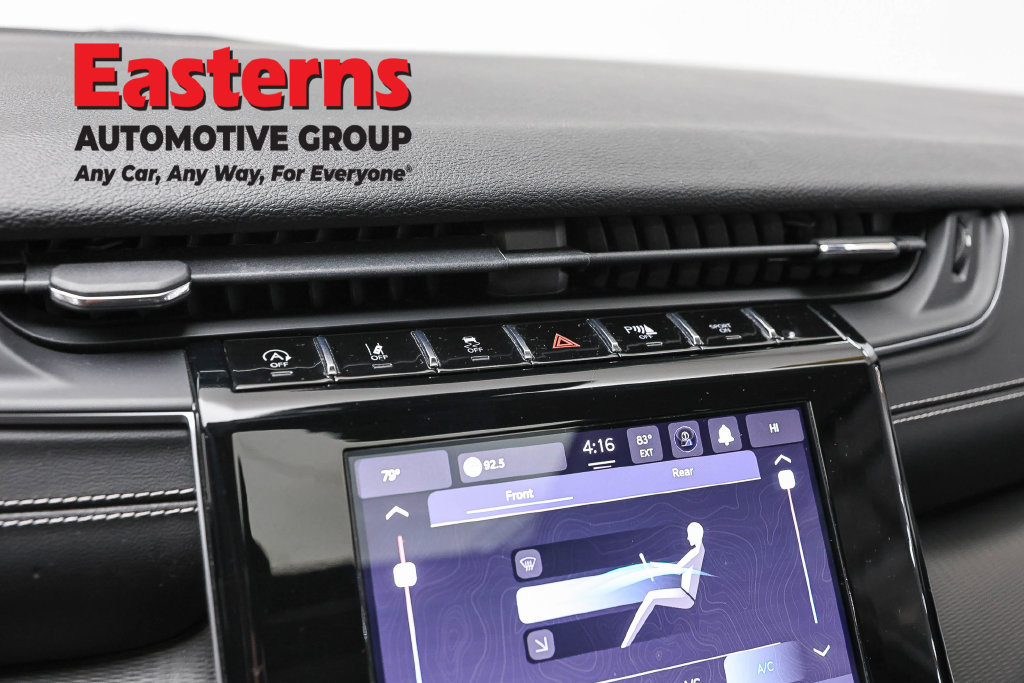 Used 2023 Jeep Grand Cherokee L Laredo AWD/4WD image 20