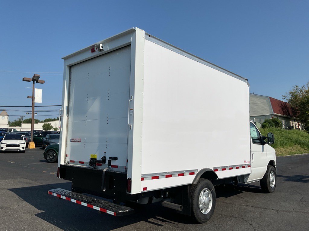 New 2025 Ford E-350 and Econoline 350 Super Duty w/ Power Equipment Group RWD image 6