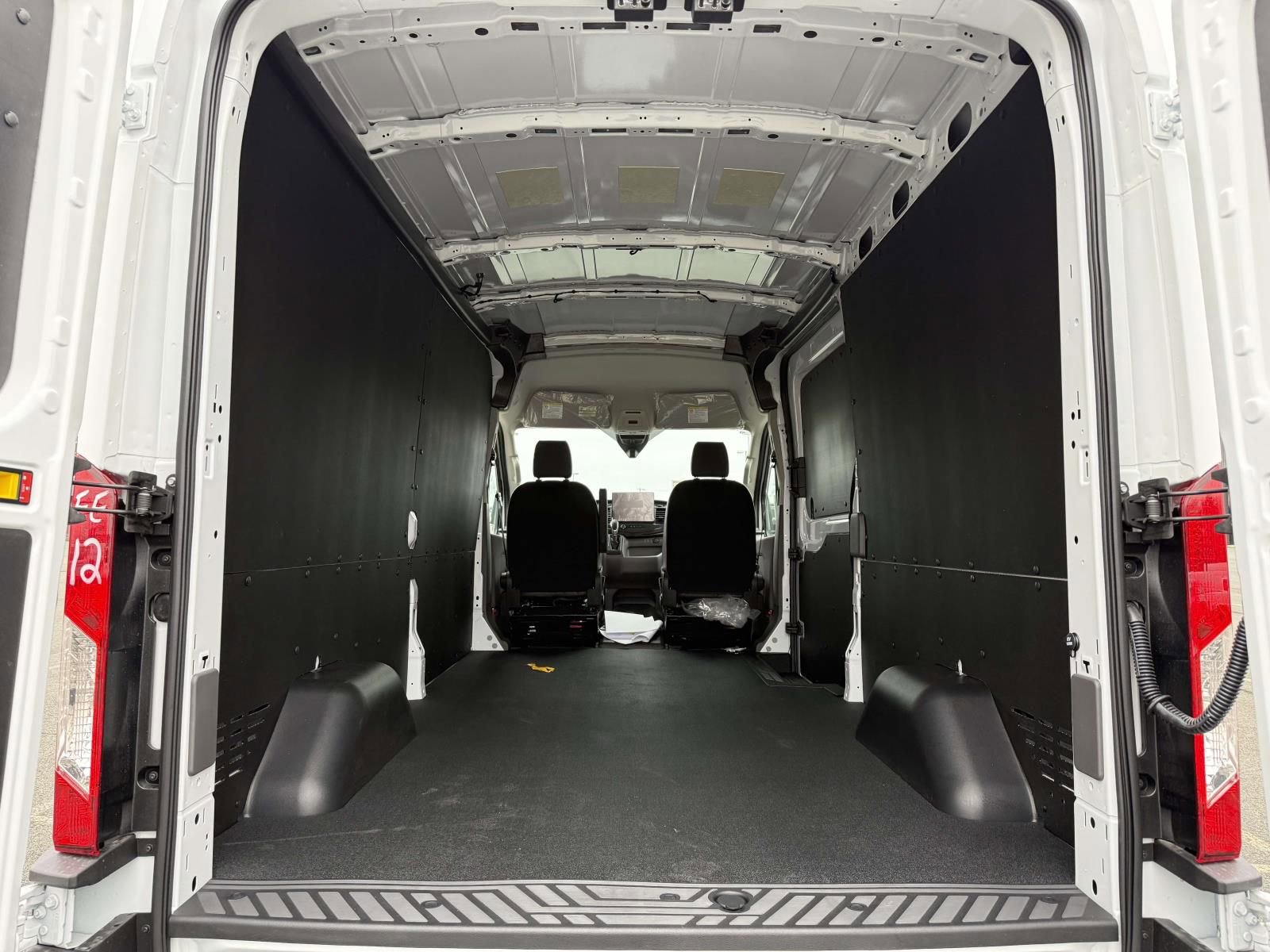 New 2026 Ford Transit 150 148 Medium Roof w/ Load Area Protection Package image 12
