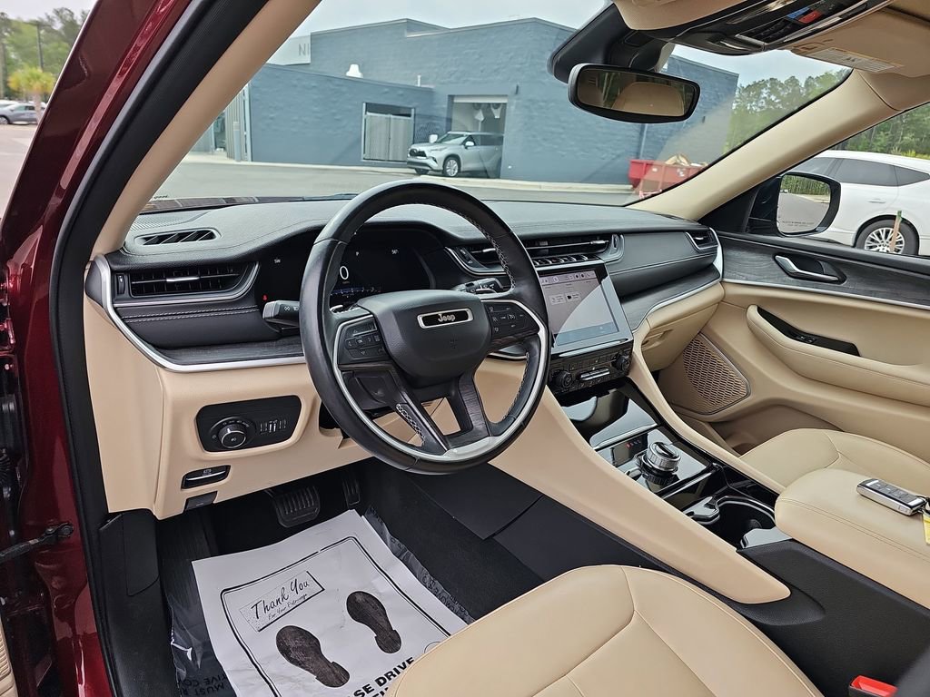 Used 2021 Jeep Grand Cherokee L Limited image 21