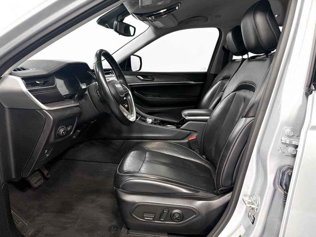 Used 2021 Jeep Grand Cherokee L Limited image 4