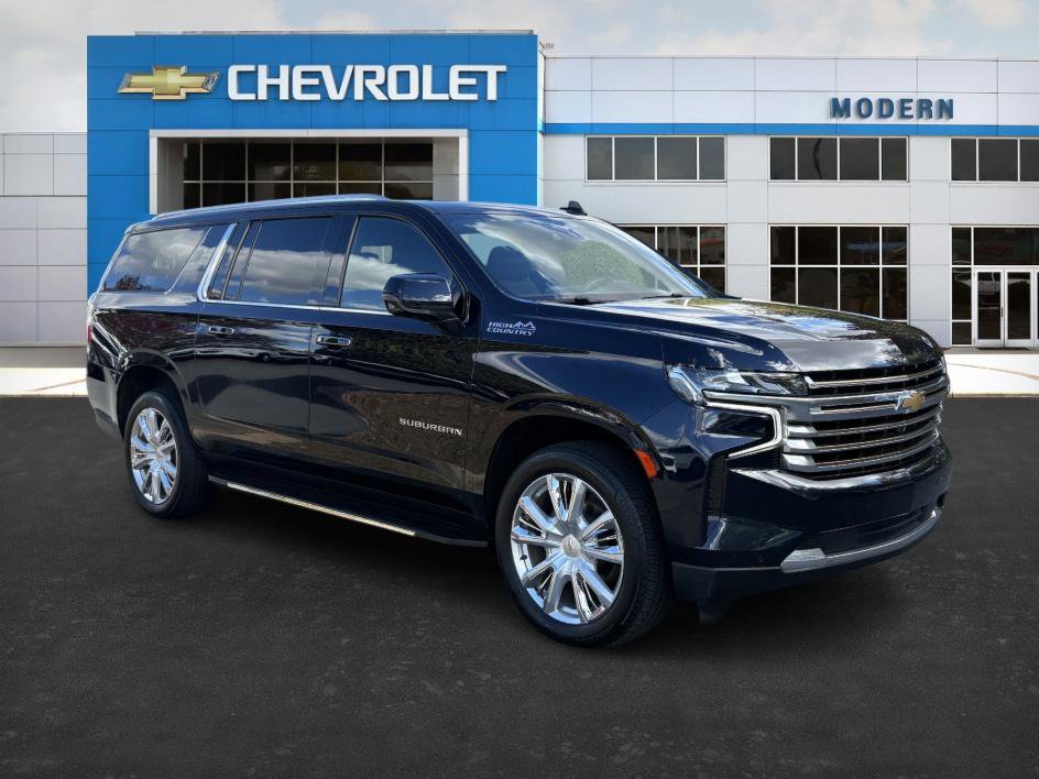 Used 2022 Chevrolet Suburban High Country image 6