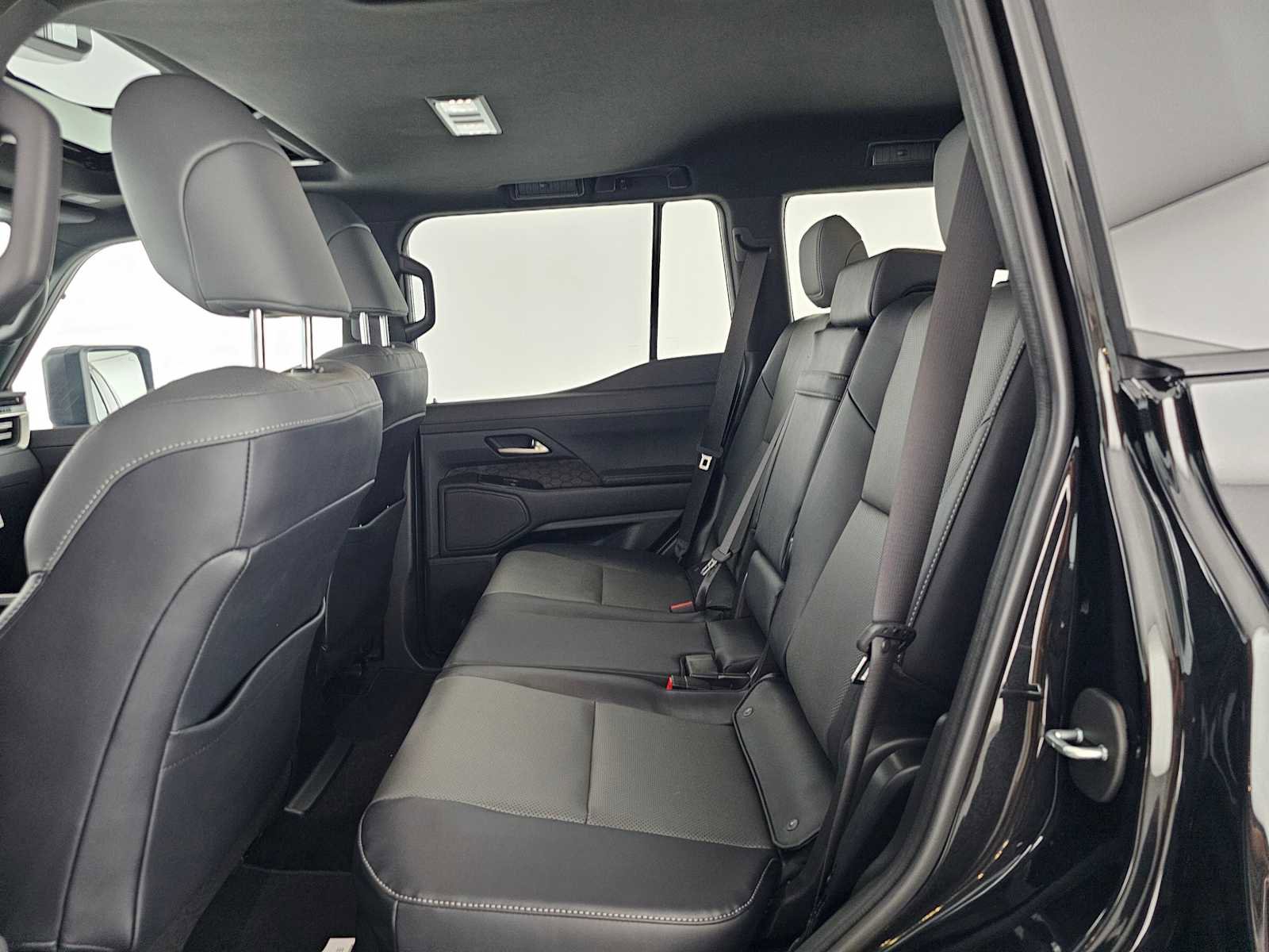 Used 2025 Lexus GX 550 image 17