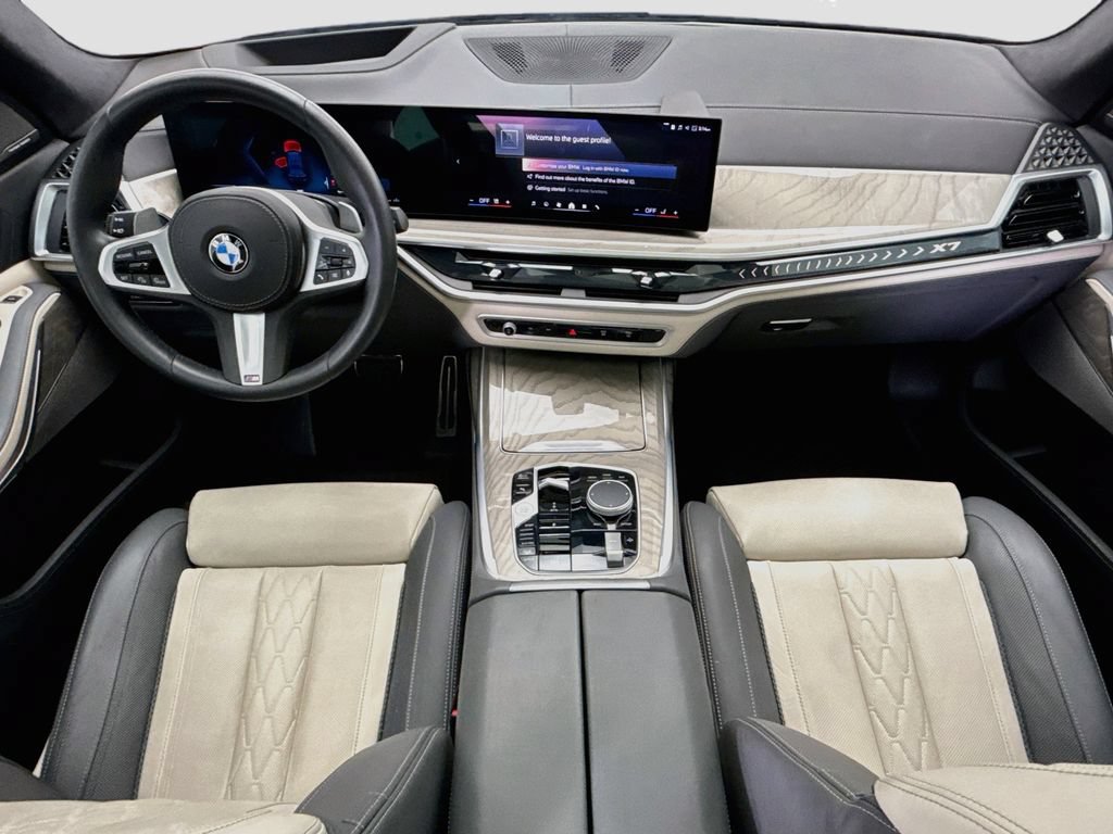 Certified 2026 BMW X7 xDrive40i w/ M Sport Package AWD/4WD image 13