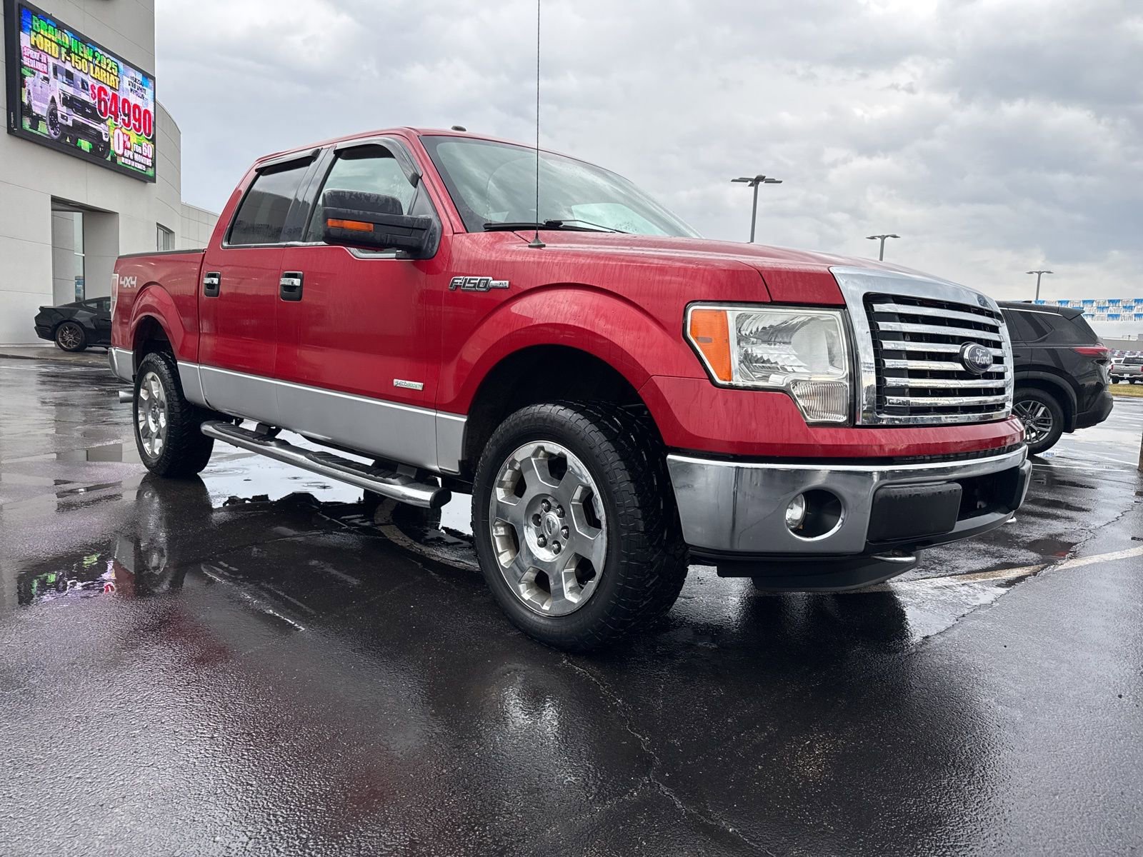 Used 2011 Ford F150 XLT w/ XLT Chrome Pkg image 3