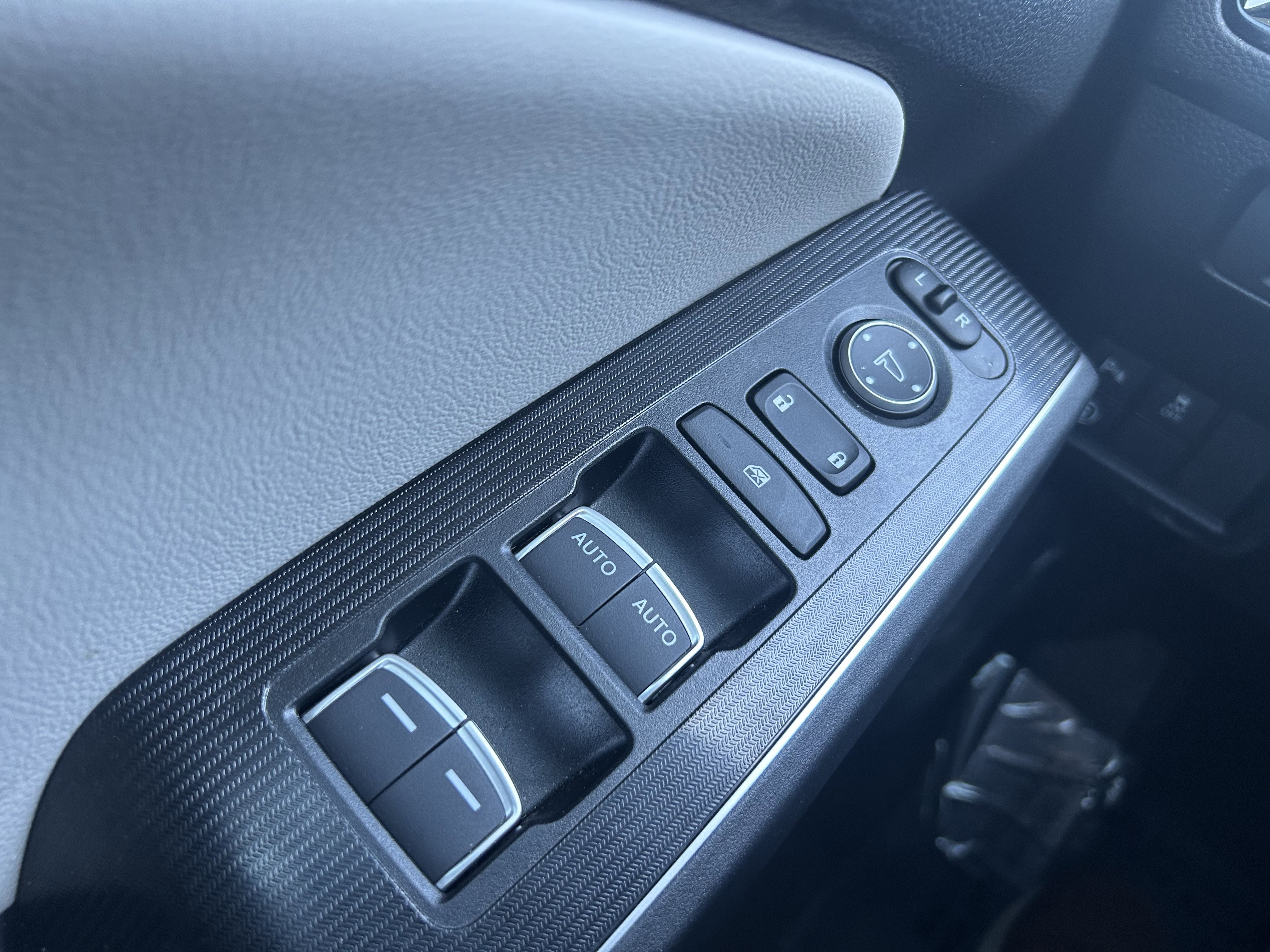 Used 2024 Honda Civic Sport Touring image 17