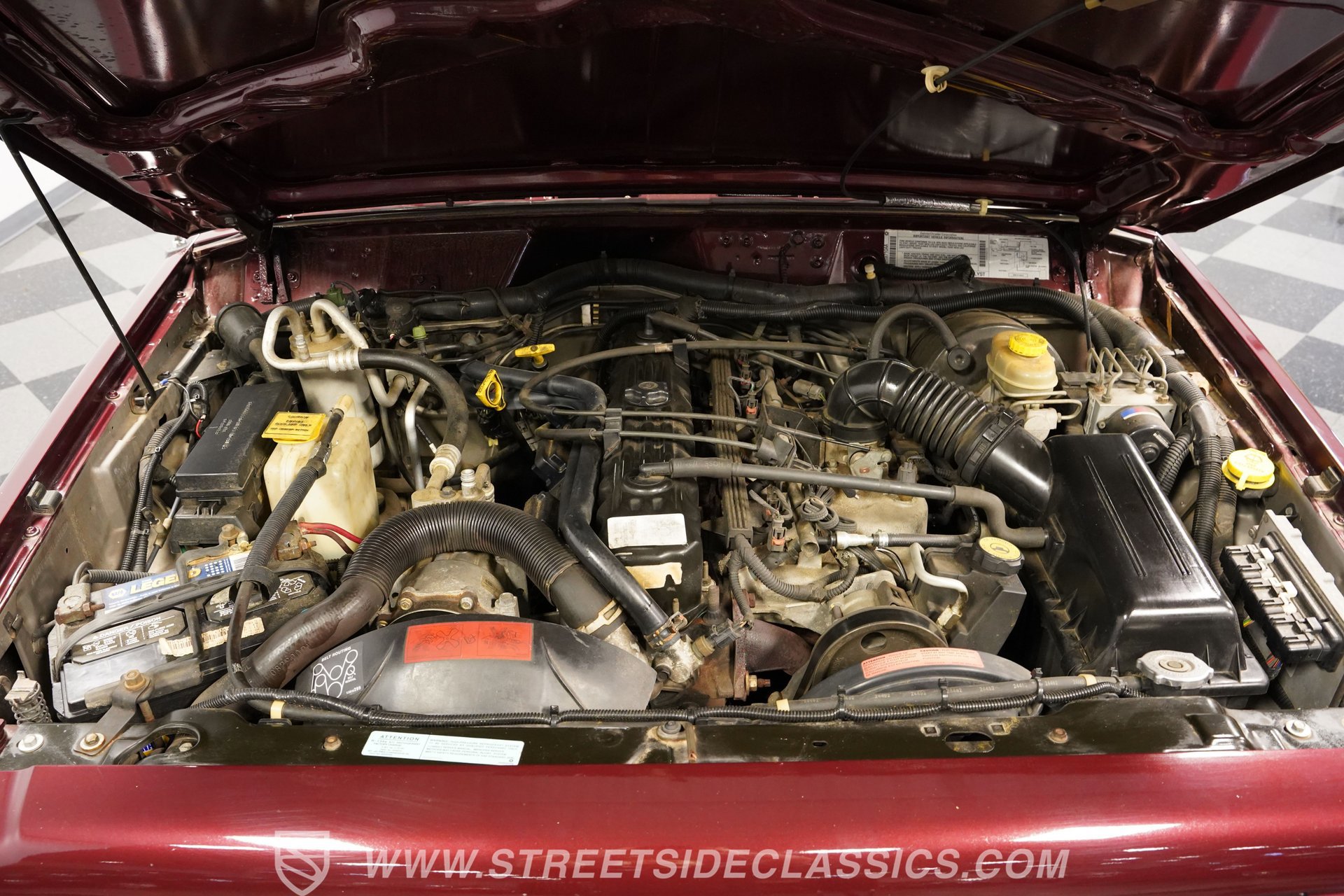 Used 2001 Jeep Cherokee Sport image 3