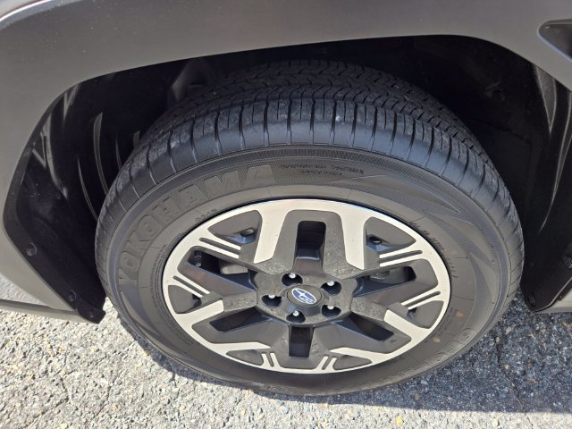 Used 2025 Subaru Forester Premium AWD/4WD image 26