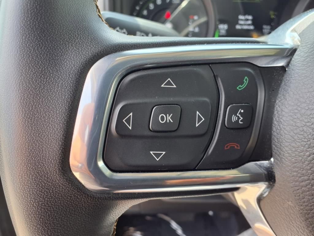 Used 2024 Jeep Wrangler Sahara 4xe image 19