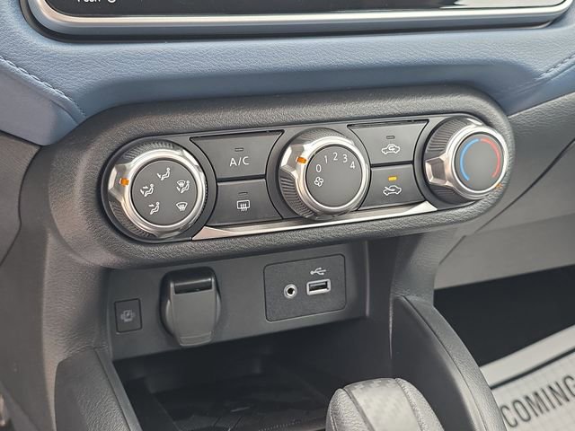 Certified 2025 Nissan Versa SV w/ Trunk Package FWD image 19