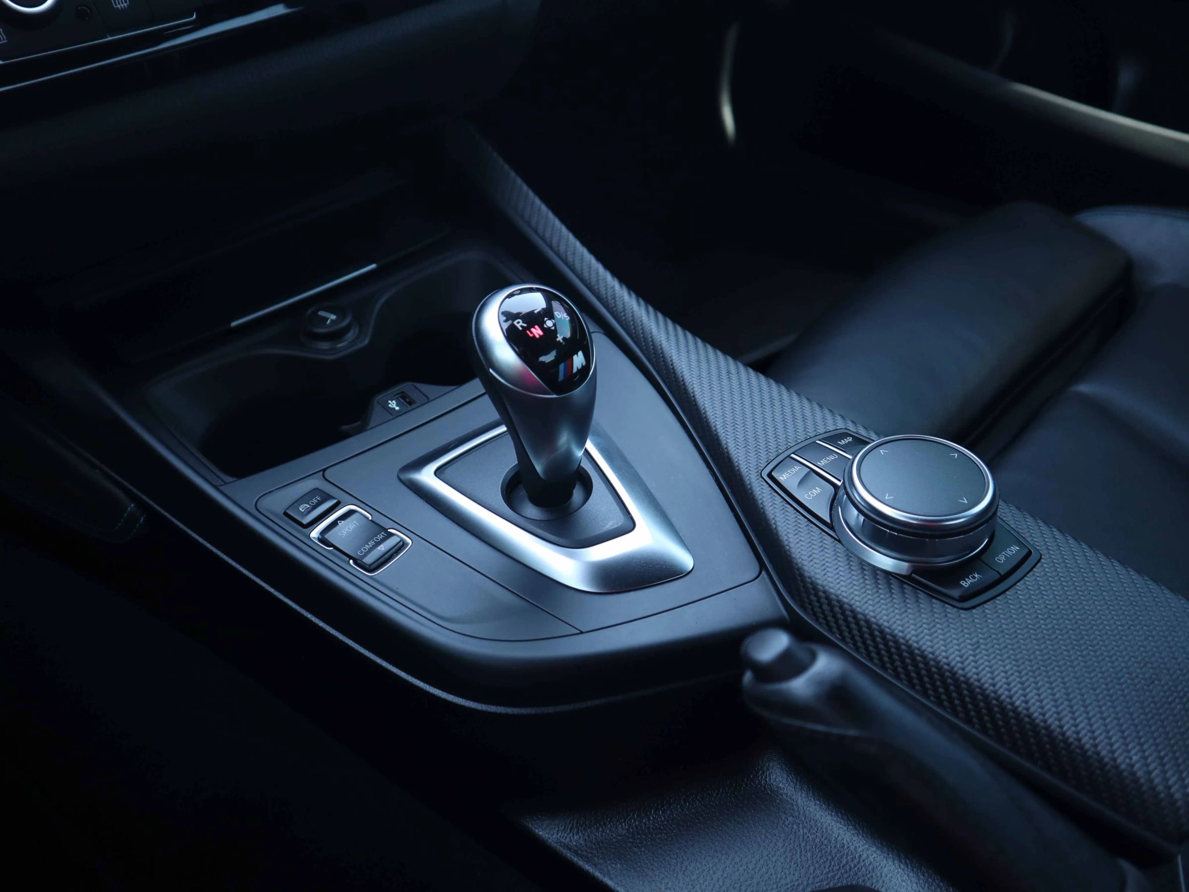Used 2017 BMW M2 RWD image 21