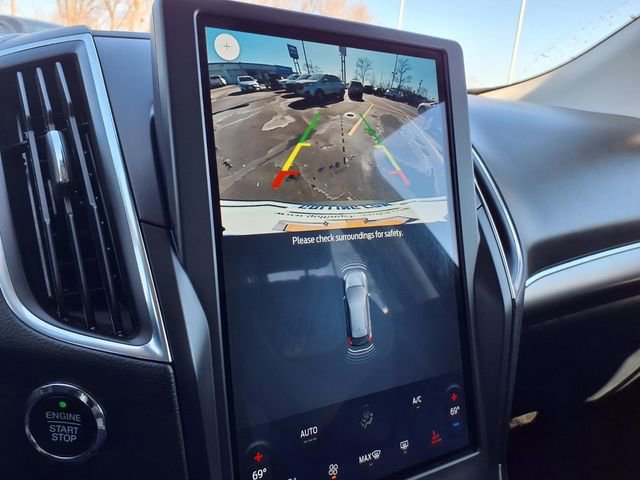 Used 2024 Ford Edge Titanium image 8
