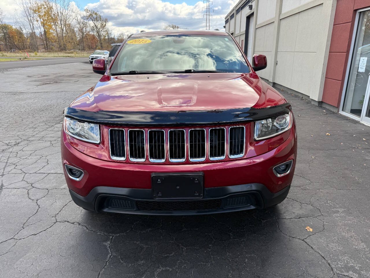 Used 2015 Jeep Grand Cherokee Laredo w/ Quick Order Package 23E AWD/4WD image 2