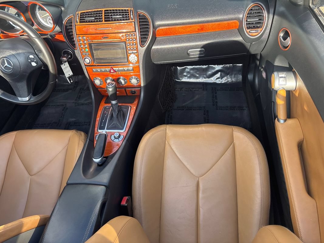 Used 2011 Mercedes-Benz SLK 350 image 15