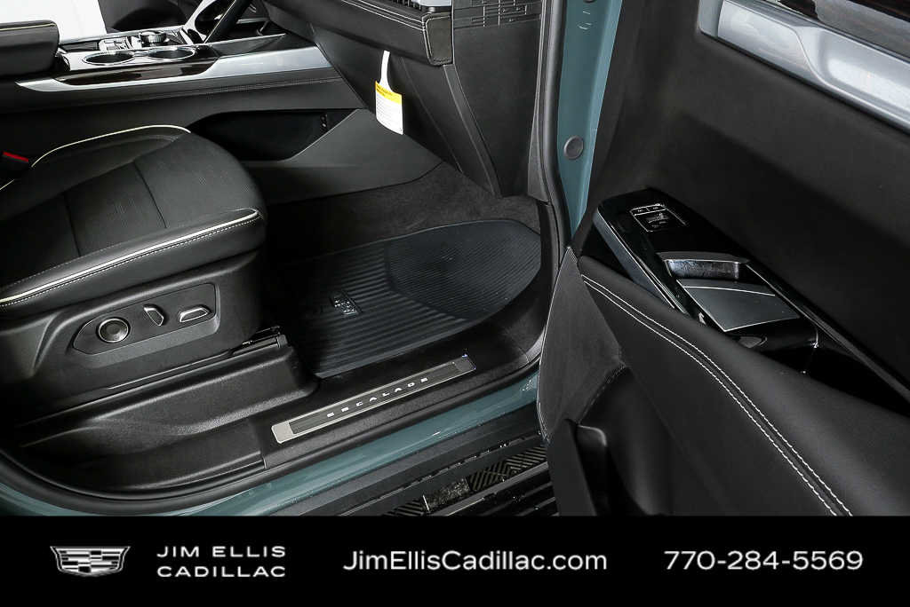 New 2026 Cadillac Escalade Luxury w/ Touring Package AWD/4WD image 28