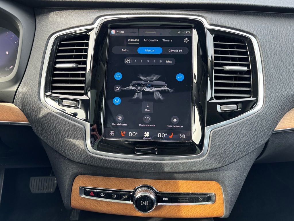 Used 2024 Volvo XC90 B6 Plus image 13